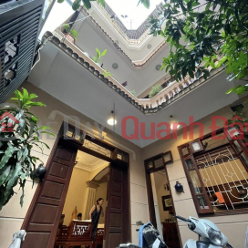 HOANG QUOC VIET HOUSE FOR SALE - RESIDENTIAL BUILDING - NEAR TOWN - QUIET - IN SUONG 74M 4T 10.6T _0