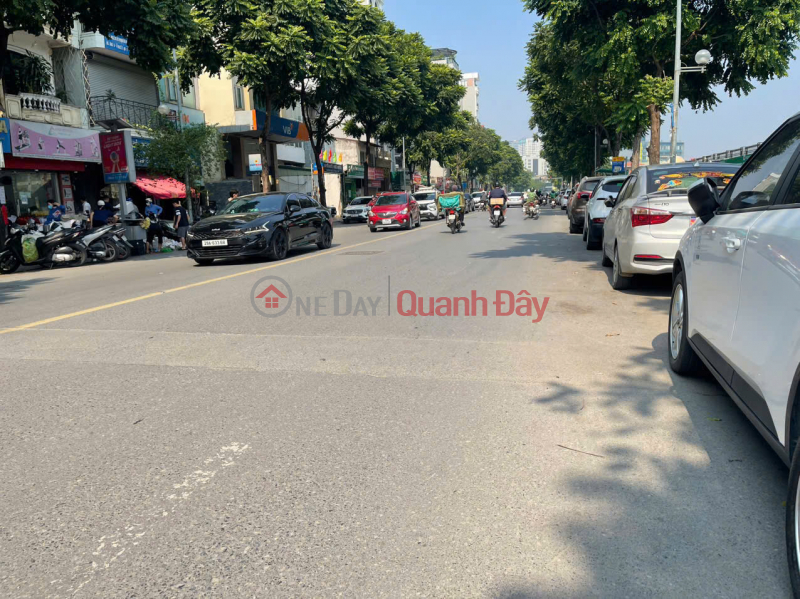 Property Search Vietnam | OneDay | Residential, Sales Listings, House for sale on Tran Nguyen Dan street, near beltway 2.5 - Standard red book 52m x frontage 4.6m - Golden location, super sidewalk