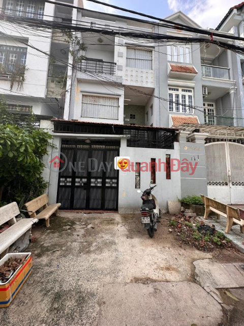 OWNER Needs To Sell Quickly Riverfront House 85 m2 In Binh Thanh District, HCMC _0