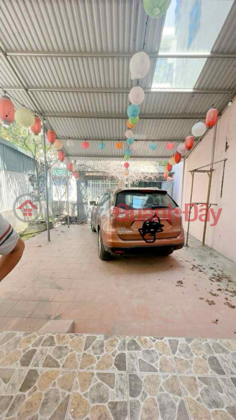 , Please Select, Residential Sales Listings | đ 22.5 Billion