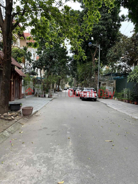 HOUSE IN LINH DAM SOUTHWEST SERVICE AREA - VENTILATED LOT - CAR ACCESS - ELEVATOR - 60M x 5 FLOORS - Sales Listings