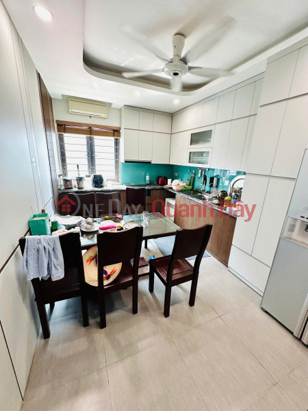 BUILDING ON MAI DICH STREET – 2 FRONTS – ELEVATOR – WIDE SIDEWALK – OPEN VIEW – BUSY BUSINESS Vietnam, Sales | đ 29 Billion