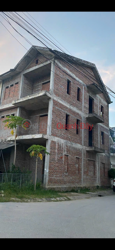 2 Front House - Beautiful Location - For Sale By Owner In Quan Bau Ward _0
