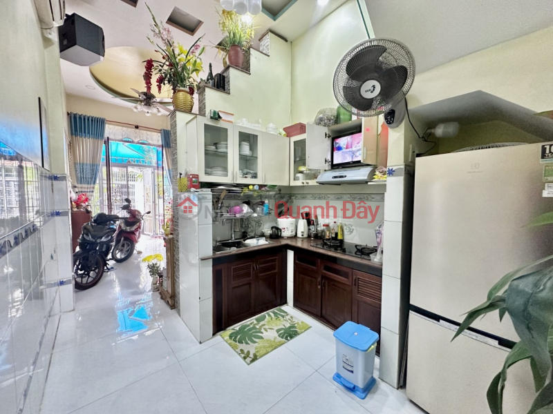 House for sale 4 floors 96m2 7m alley 704 Huong Highway 2 price 5.9 billion VND Sales Listings