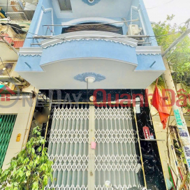 District 7<br \/> Internal facade house on main road (Binh Phu 2 residential area),Ward 10, District 6. _0