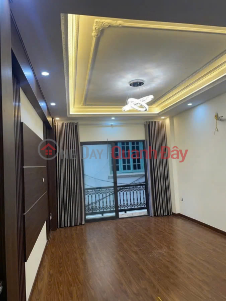 NHÀ MỚI FULL NỘI THẤT NGÕ Ô TÔ QUA Phố Nguyễn Sơn 50m2 X 5 tầng mặt tiền 3.7m, 15.9 tỷ Long Biên., Việt Nam, Bán đ 15,9 tỷ