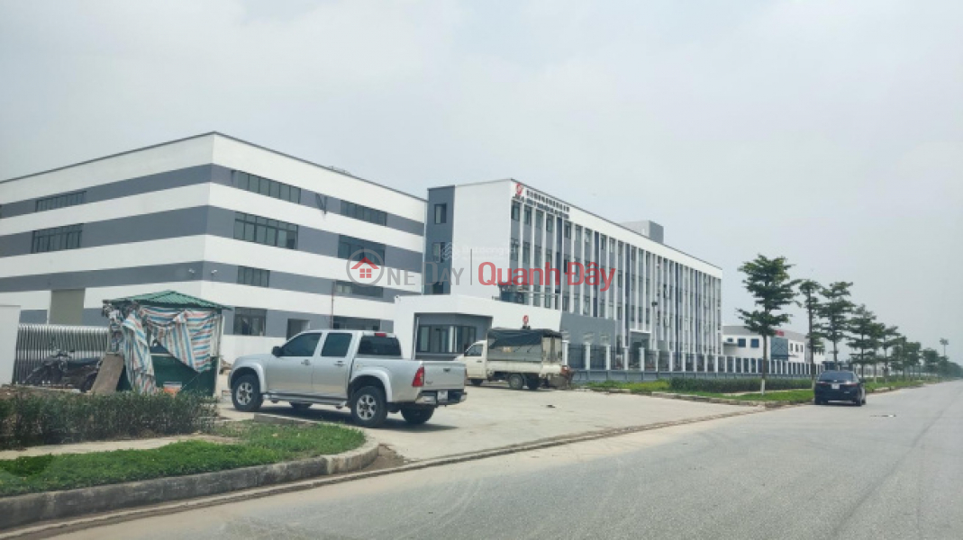 Selling 2,500m2 factory in Quat Dong Industrial Park, Thuong Tin. Sales Listings