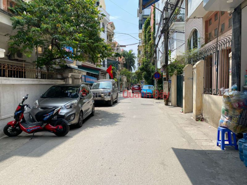 House for sale in lane 89 Lac Long Quan-Two-way car-Through-alley-Wide frontage-Business-51m2-only 10.5 billion Sales Listings