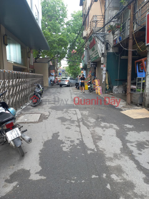 Super rare land for sale in Dong Da, 300m2, 2 alley sides, subdivided into many small plots or apartments _0