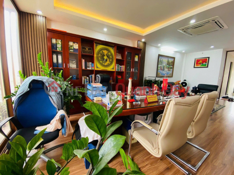 BÁN NHÀ HOÀNG QUỐC VIỆT, PHÂN LÔ, ÔTÔ TẢI TRÁNH, VỈA HÈ KINH DOANH, 55M2 CHỈ 16 TỶ 480 _0