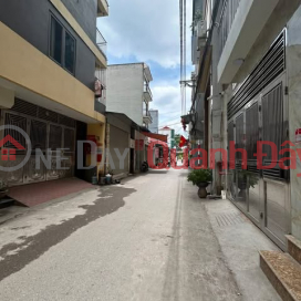 500 MILLION VND REDUCTION - ONLY 7.9 BILLION VND LEFT<br \/> PHU DIEN – BAC TU LIEM 40M² – NEW HOUSE – 1 HOUSE WITH CAR ACCESS _0