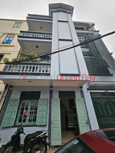 OWNER NEEDS TO QUICKLY SELL 2-frontage house located in Tu Dinh ward, Long Bien district, Hanoi city Sales Listings