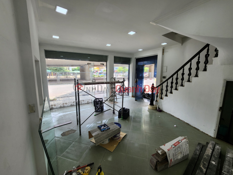 Property Search Vietnam | OneDay | Nhà ở Niêm yết cho thuê | Chính chủ cho thuê nhà mặt phố Lô góc 424 Tây Sơn, Ngã Tư Sở- Diện tích 40m x 3 Tầng. Mặt tiền rộng: 6m