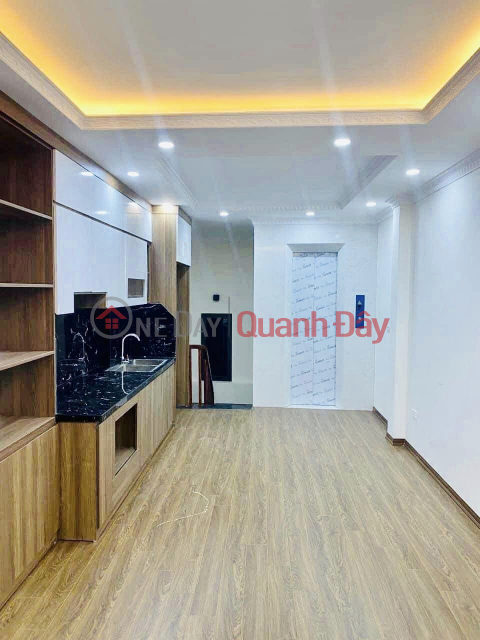 Selling lane 72 Nguyen Trai 43m2, 6 floors, price 6.7 billion VND _0
