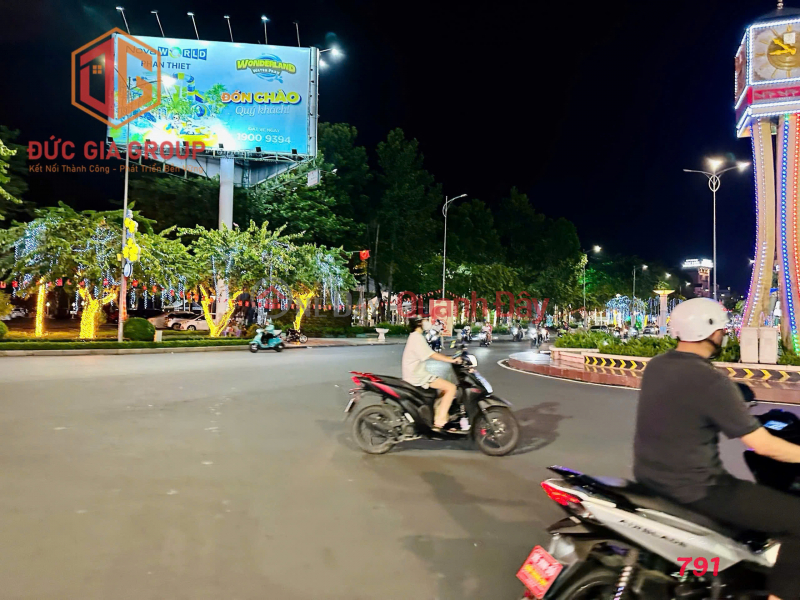  | Làm ơn chọn | Nhà ở Niêm yết bán | đ 34 tỷ