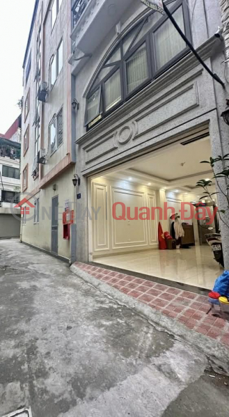 nhà lõi Bồ Đề, 6 tầng, thang máy, gara, gần hồ điều hoà, 1 nhà ra ôtô tránh Niêm yết bán