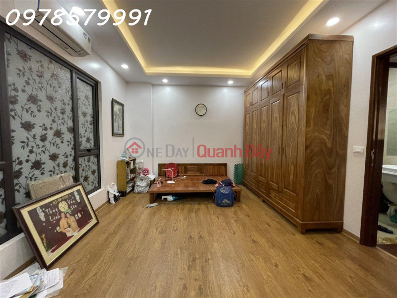 Hoang Hoa Tham townhouse for sale, subdivided lot, near the street, fully furnished, 39M*5T, only 5.25 billion | Vietnam Sales, đ 5.25 Billion