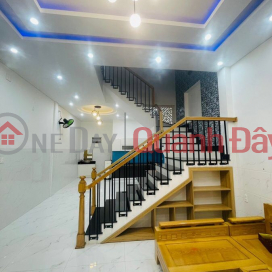 Selling a beautiful 3-storey house with 3 lovely frontage To Hieu Hoa Minh Lien Chieu Da Nang-130m2-Only 3.95 billion TL _0