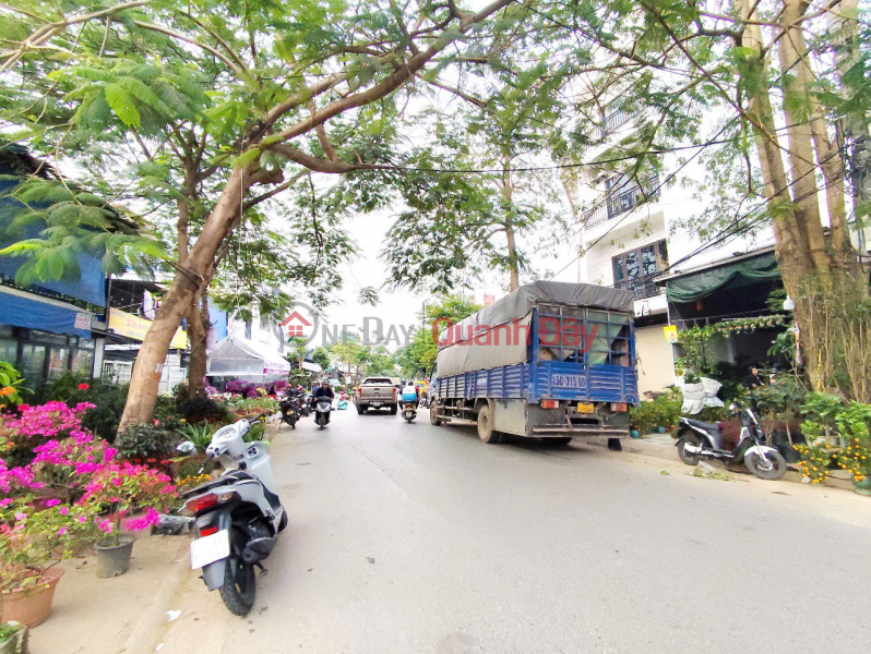 Property Search Vietnam | OneDay | Residential Sales Listings, Land on Hoang Minh Thao street, 57m, frontage 4.2m, super nice location, near Hang Market, Price 7.4 billion