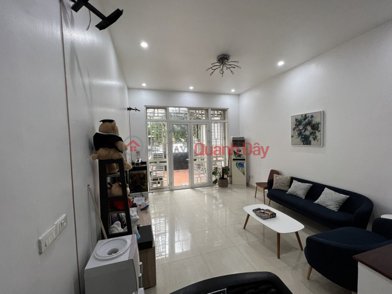 Property Search Vietnam | OneDay | Nhà ở Niêm yết bán NHÀ ĐẸP HIẾM PHỐ NGUYỄN VĂN CỪ - SÂN CHƠI TRƯỚC NHÀ - VIEW VƯỜN HOA NHỎ - NGAY CẠNH LÀ HỒ ĐIỀU HÒA