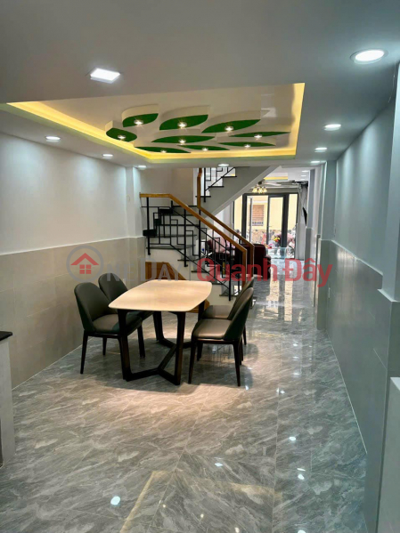 HXH - DISTRICT 5 HOUSE adjoining SAIGON CENTRAL DISTRICTS. Sales Listings