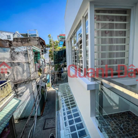 House for sale in To Hien Thanh Alley, District 10, 4T, 4BR, price around 4 billion. _0