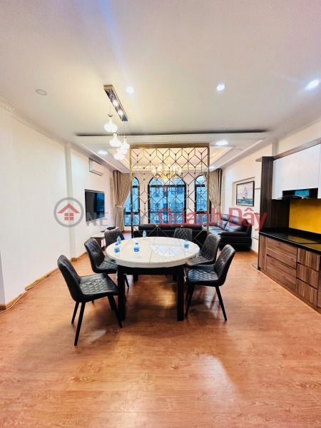 URGENT! BEAUTIFUL HOUSE IN HAM NGHI, CORNER LOT, THROUGH ALLEY, CAR, VIN NEIGHBORS, BEAUTY QUEEN'S BOOK, 35Mx5, FRONTAGE=4.5M, OVER 7 BILLION Vietnam Sales, đ 7 Billion