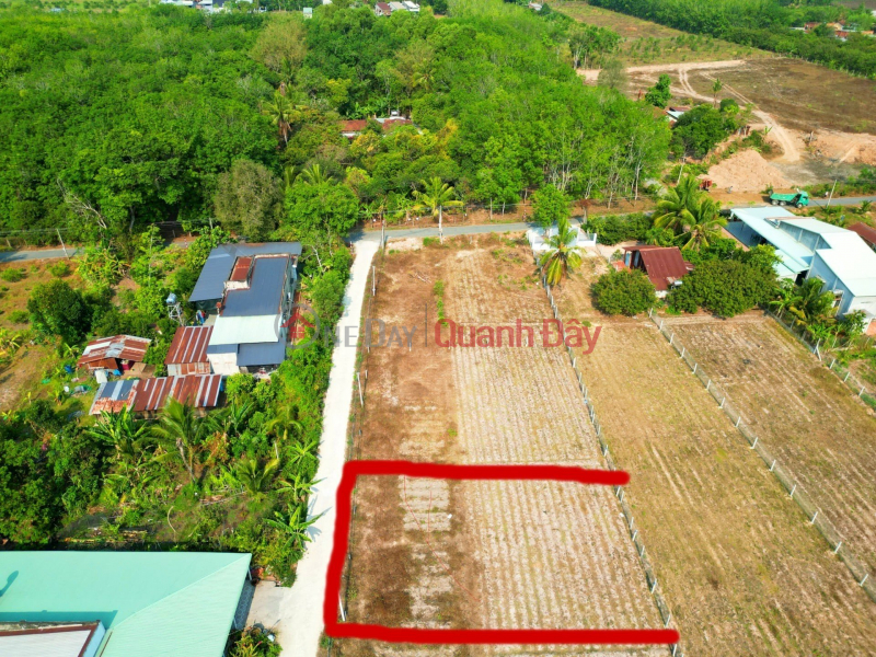 We have a piece of land next to Hiep Thanh Industrial Park with the price from only 7xx million per plot Sales Listings