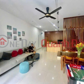 BEAUTIFUL HOUSE FOR RENT on Hoai Thanh street, MY AN AREA, NGU HANG SON with 6 Bedrooms, 6 Toile _0