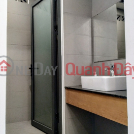 Cho thuê căn hộ 2 phòng ngủ 70m2 mặt tiền đường Phan Châu Trinh- Hải Châu _0