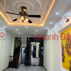 GIANG BIEN CORNER LOT, 5T, ELEVATOR, OFFSHORE CAR GARAGE, BUSINESS OR PEAK _0