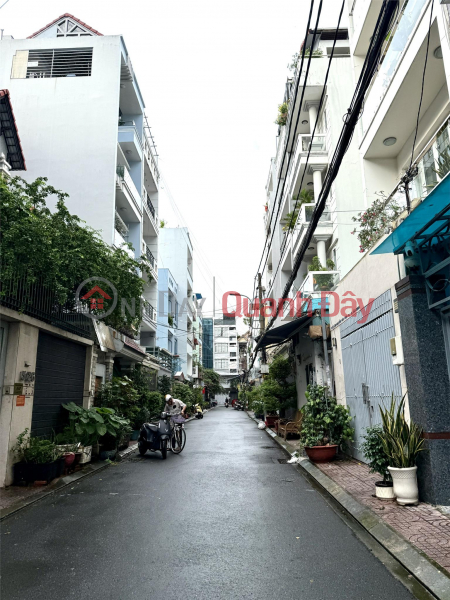 đ 11,9 tỷ **Bán nhà hẻm số 6 Đặng Văn Sâm, phường 2, Tân Bình (4,5*16) khu sân bay