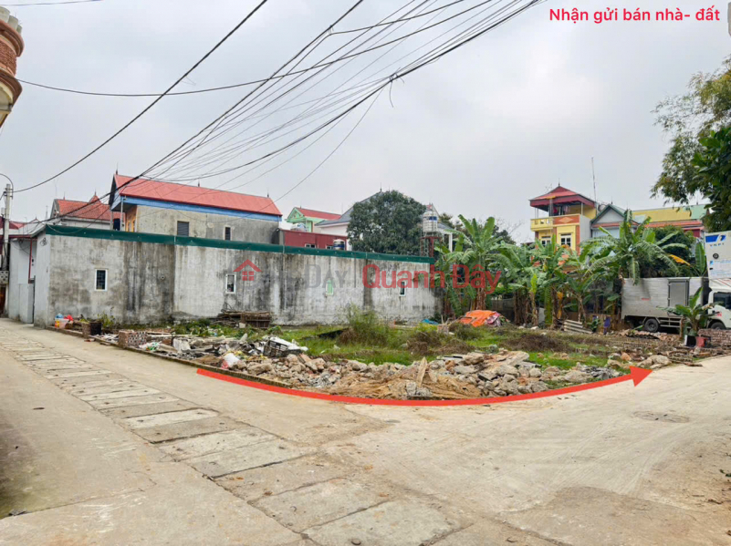 Land for sale in group 11, Quang Minh town, Me Linh, Hanoi. Corner lot, nice frontage for business. Area 54m2, price 3.1 billion. Sales Listings