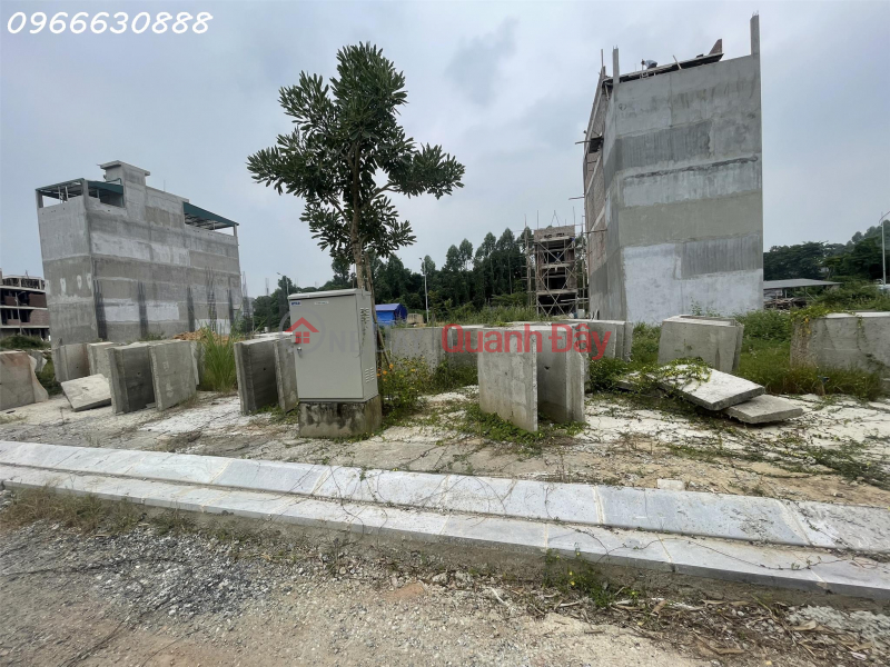 Family needs money to urgently sell plot of land in Tan Ha urban area, Tuyen Quang city, located far from the commercial center Vietnam | Sales ₫ 1.7 Billion