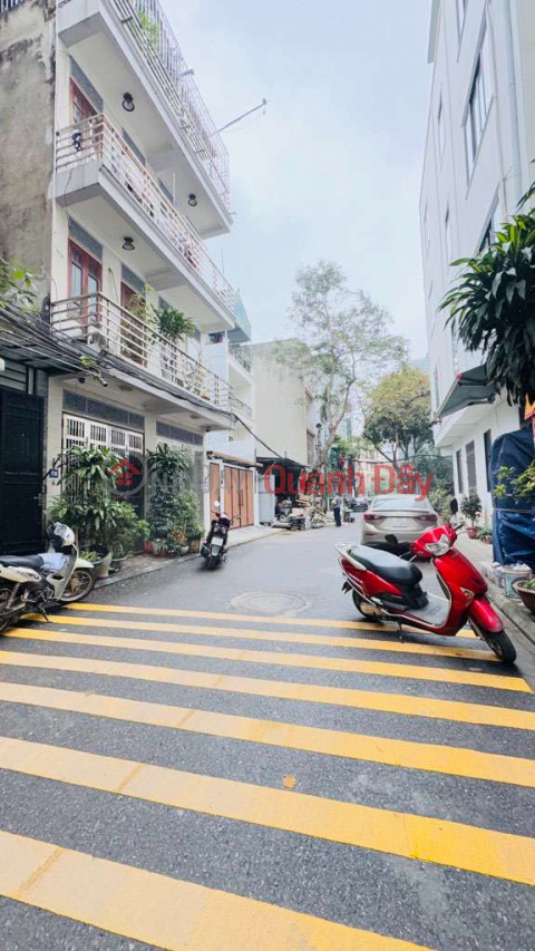 Selling 4-storey house 55m2 in Phuc Dong Long Bien, sidewalk, car can avoid close to street, 11 billion _0