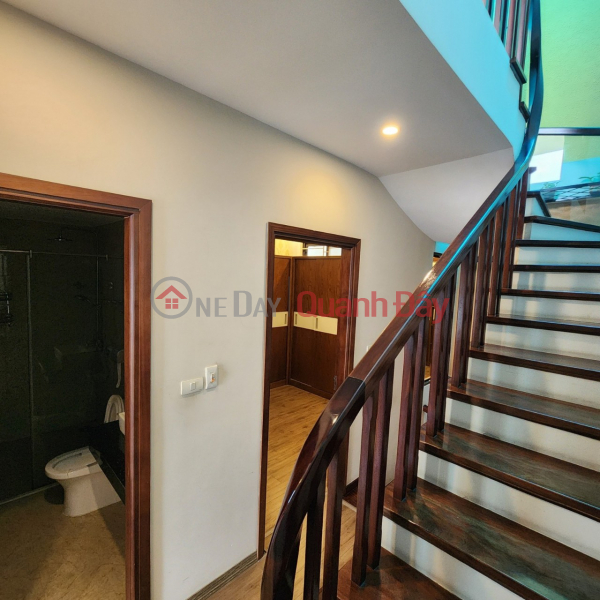 Property Search Vietnam | OneDay | Residential | Sales Listings | House for sale in Hoang Van Thai - Thanh Xuan, 45 m2, 4 floors, starting price of 5 m, price 13.3 billion.