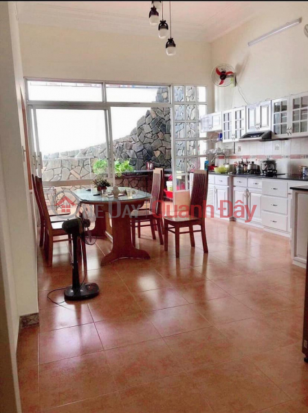 Property Search Vietnam | OneDay | Residential Sales Listings QUICK SELL 3-FLOOR HOUSE WITH CAR HANDLE IN THE WEST WEST NEIGHBORHOOD IN THE CITY NEAR THE BEACH RIGHT IN THE TOURIST CONCENTRATION AREA