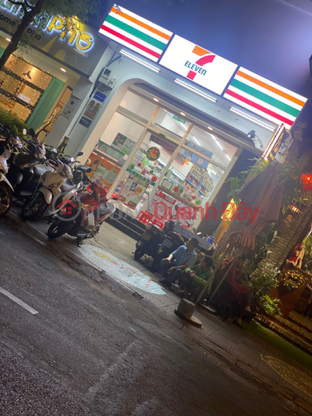 Cửa hàng tiện lợi 7 Eleven - 68 Ngô Đức Kế (7 Eleven convenience store - 68 Ngo Duc Ke) Quận 1 | ()(2)