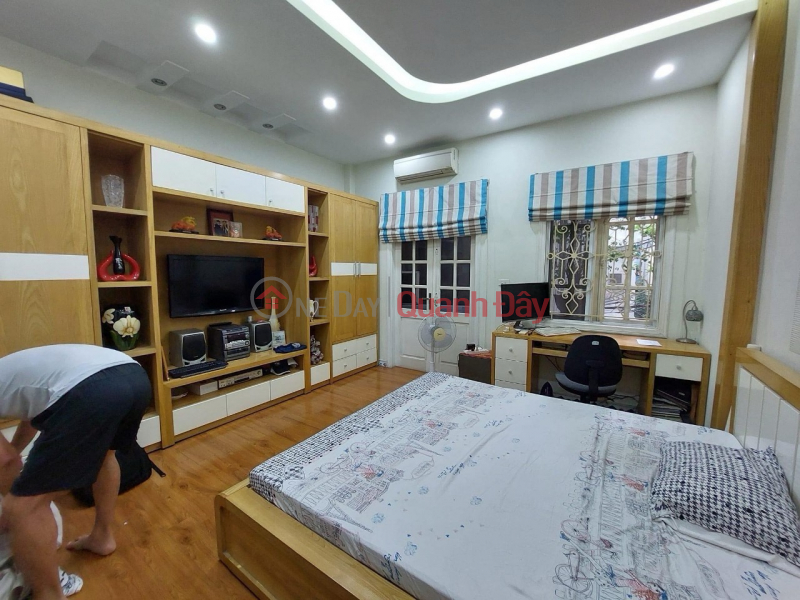 Property Search Vietnam | OneDay | Residential, Sales Listings, HAO NAM TOWNHOUSE FOR SALE, GARDEN IN THE MIDDLE OF THE CITY, Area 80M2 5 FLOORS