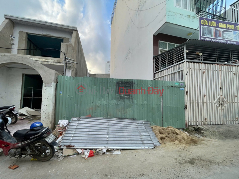 Owner needs to sell a plot of land in Ly Phuc Man car alley - Near school, near Vinh Phuoc ward police station, Nha Trang Sales Listings