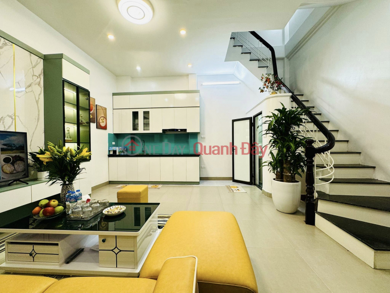 SUPER PRODUCT NEW HOUSE FOR TET PRICE: 3.55 BILLION 3-FLOOR HOUSE 3 BEDROOM Area: 32M2 ONLY 30 TO CARS VU TONG STREET PHAN THANH DISTRICT Sales Listings