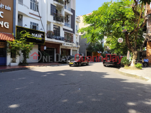 Land for sale on Vu Trong Khanh street, near Van Cao, area 75m2, PRICE 145 million\/m2, extremely beautiful _0