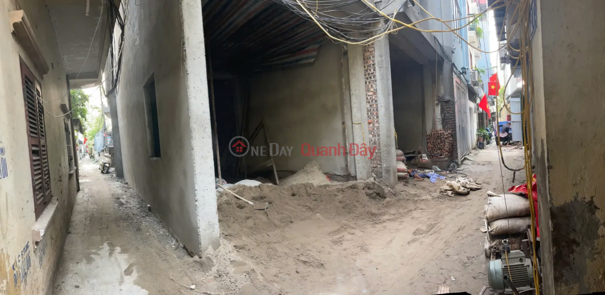 HOUSE FOR SALE IN AI MO - NGOC LAM, 30M2, 5 FLOORS, FRONTAGE 4M, 6.8 BULLION. NEW HOUSE - CORNER LOT - EXPANDING AT THE BACK., Vietnam, Sales đ 6.8 Billion