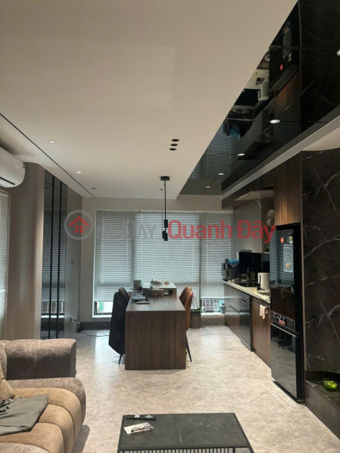 TOWNHOUSE AT THE STATION – CORNER LOT – CAR ACCESSIBLE ALLEY – ELEVATOR – FULLY FURNISHED – PRICE 12.X BILLION VND _0