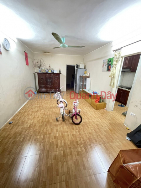 Collective House for Rent 4B Dang Van Ngu 7 Million\\/month (5th floor dormitory, very airy corner apartment, contact 0377526803 Vietnam Rental ₫ 9.5 Million/ month