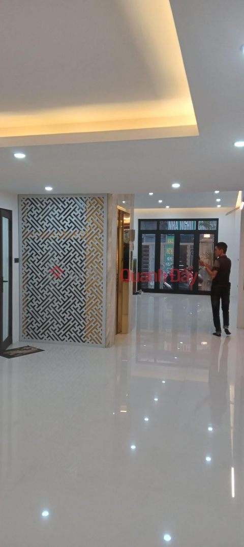 Selling house MP Quan Nhan, Thanh Xuan 85m, 5T, MT 5m, top business elevator 20 billion. _0