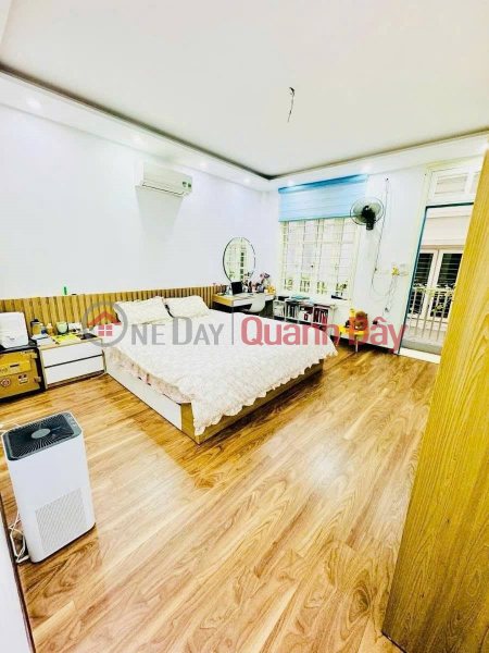 Property Search Vietnam | OneDay | Nhà ở, Niêm yết bán BÁN NHÀ NGUYỄN VĂN CỪ. 50M2 * 5 TẦNG * 9,35 TỶ. FULL NỘI THẤT. LÔ GÓC.