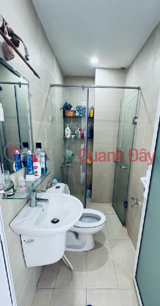 Property Search Vietnam | OneDay | Residential, Sales Listings, Truong Sa BOUNDS DISTRICT 1. 20M FRONT., 5-STORY Reinforced Concrete Back House. 4 bedrooms Price 9 billion 2