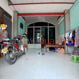 House for sale: Hot!! House on Huynh Thi Hai Street, 72 m2, only 6.3 billion, next to Ward People's Committee, bustling residential area _0