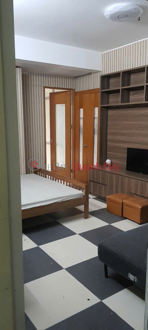 Apartment for rent, 7th floor, lane 376 Le Duan, Dong Da, 70m2 x 2 bedrooms, 2 bathrooms. 9 million\/month _0